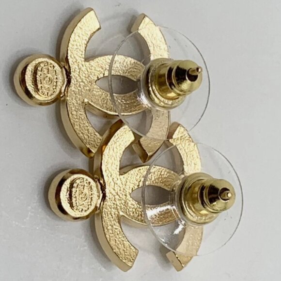 Authentic Chanel CC Earrings With Crystals Gold Hardware Brand New In Box - Picture 4 of 6